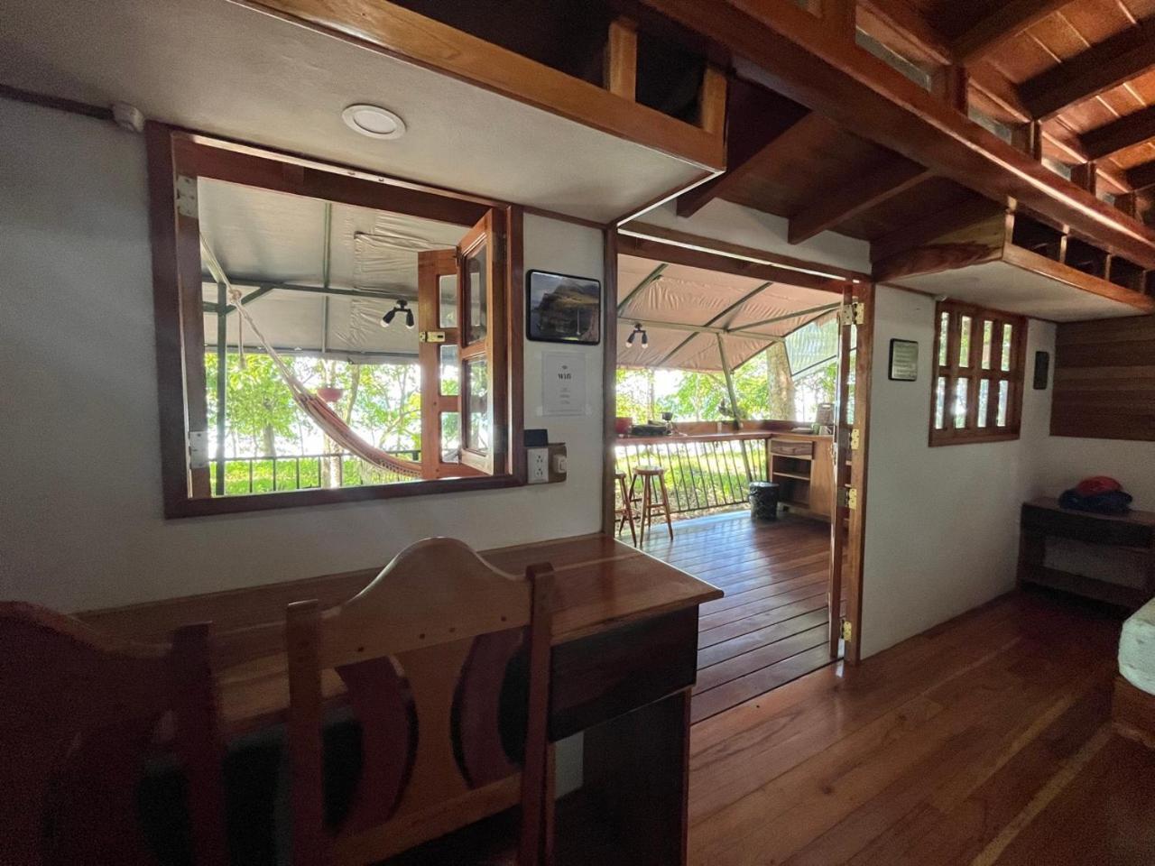 Gypsy Wagons Hotel ปาโวเนส ภายนอก รูปภาพ