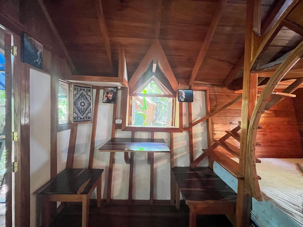 Gypsy Wagons Hotel ปาโวเนส ภายนอก รูปภาพ
