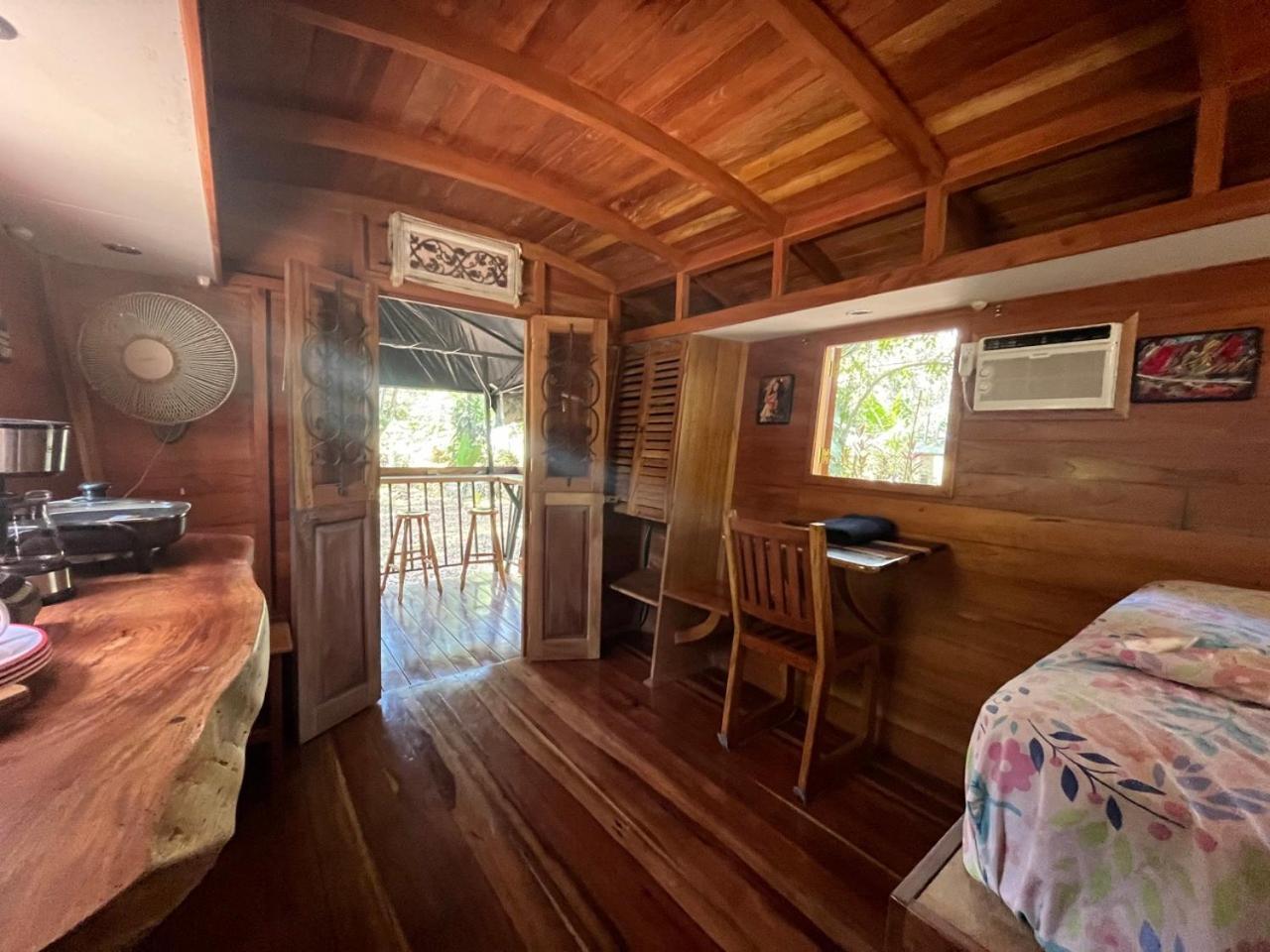 Gypsy Wagons Hotel ปาโวเนส ภายนอก รูปภาพ